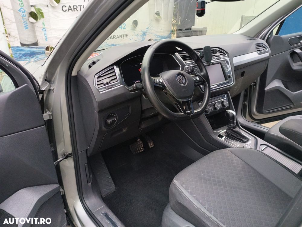 Volkswagen Tiguan 2.0 TDI 4Mot DSG Comfortline - 14