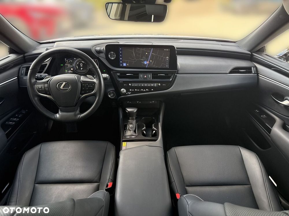 Lexus ES 300h Business Edition - 21