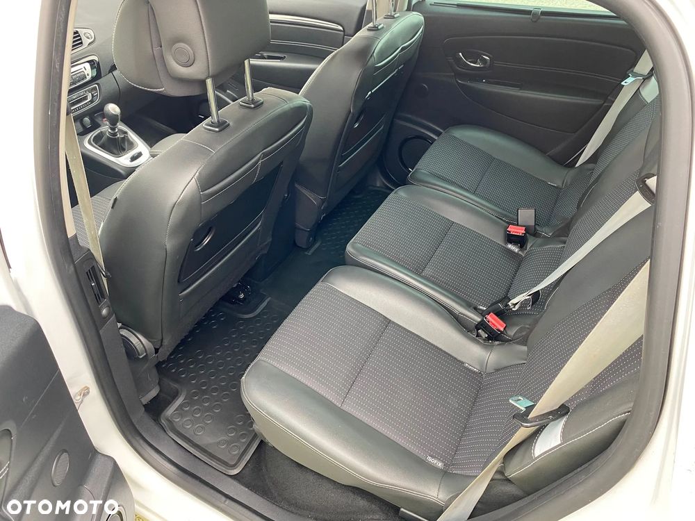 Renault Scenic 1.6 dCi Energy Bose Edition - 10