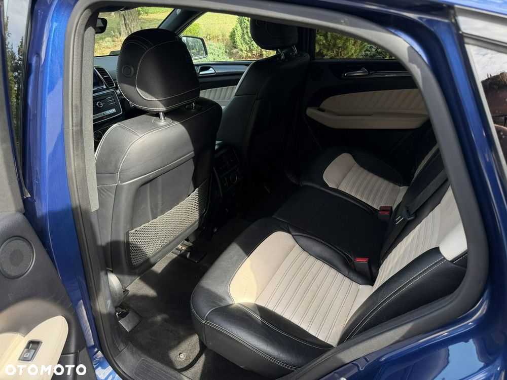 Mercedes-Benz GLE - 13
