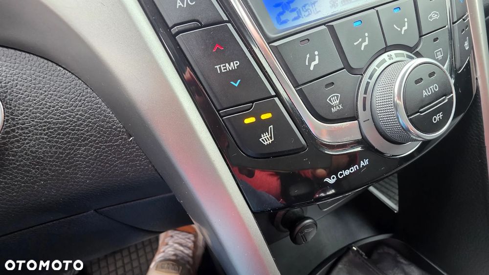 Hyundai i30 blue 1.6 CRDi Premium - 27