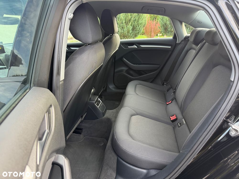 Audi A3 Limousine 1.6 TDI sport - 16