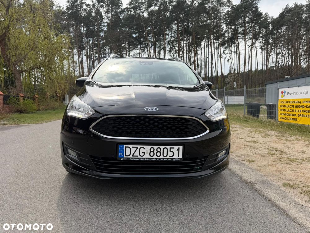 Ford Grand C-MAX - 13