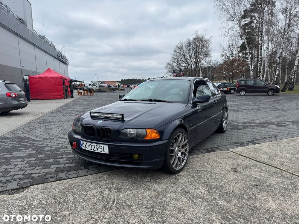 BMW Seria 3 323Ci - 1