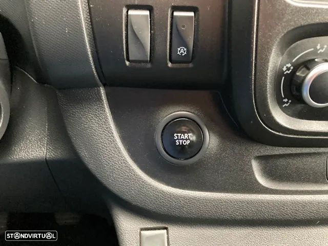 Renault Trafic L2H1 2.0 dci 120 IVA DEDUTIVEL - 21