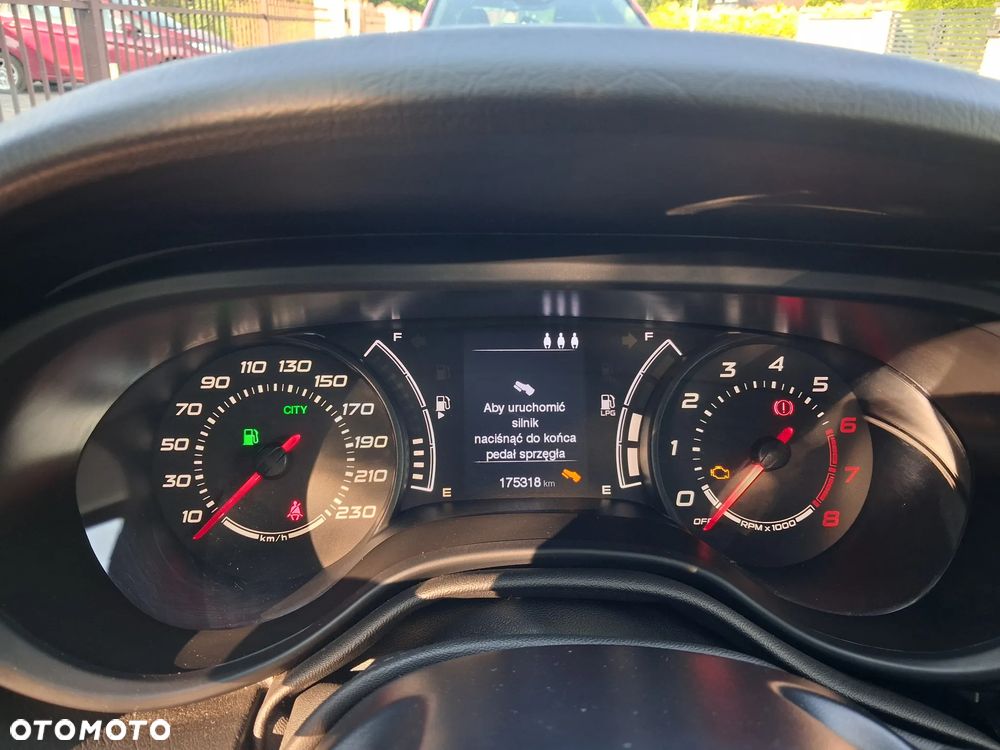 Fiat Tipo 1.4 T-Jet 16v Pop - 5