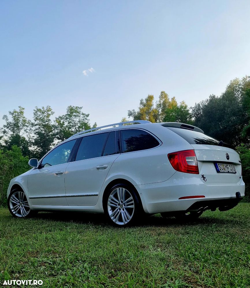 Skoda Superb 2.0 TDI Green tec 4x4 DSG Elegance - 6