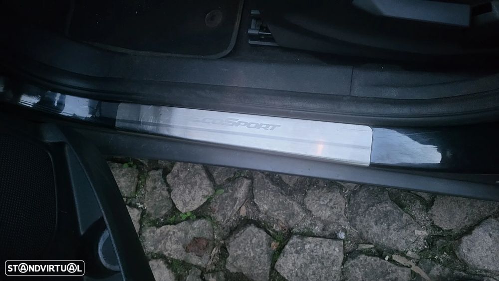 Ford EcoSport 1.5 EcoBlue TITANIUM - 6