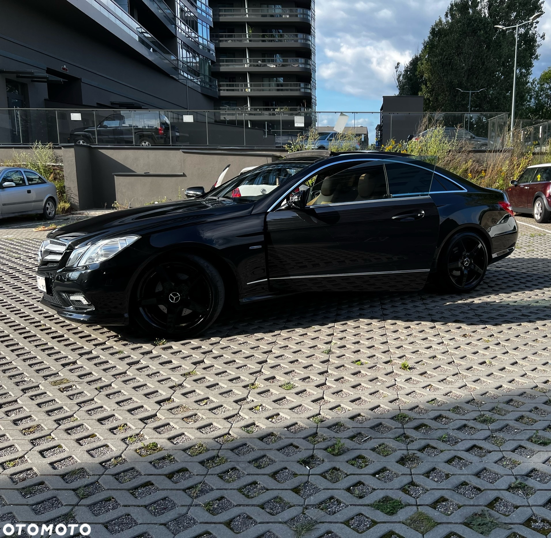 Mercedes-Benz Klasa E 350 CDI BlueEff - 18