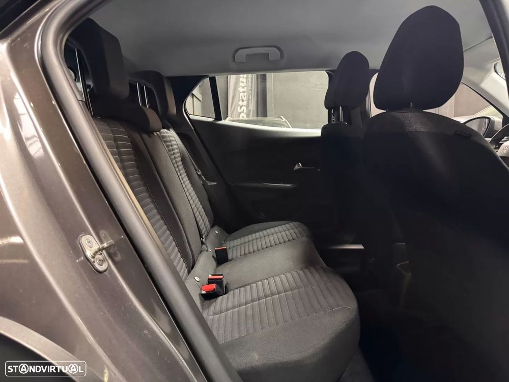 Peugeot 2008 1.5 BlueHDi Active Pack - 28