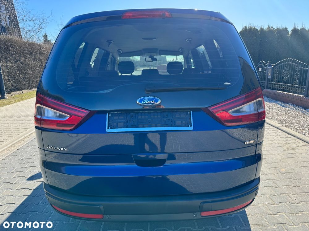 Ford Galaxy - 18