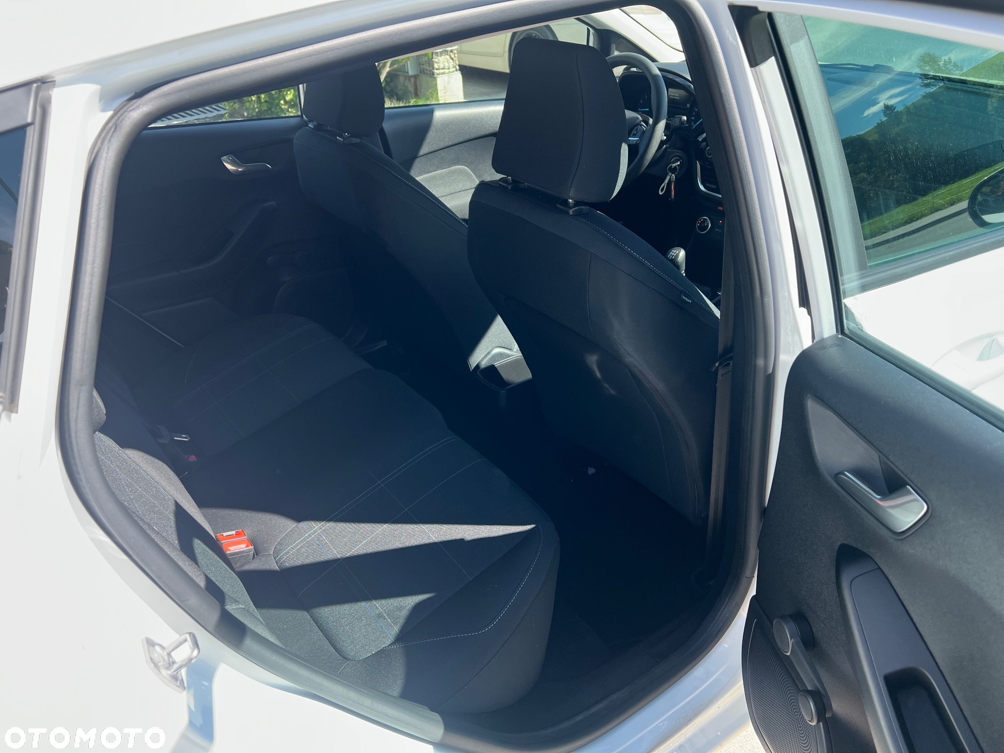 Ford Fiesta 1.1 S&S COOL&CONNECT - 28