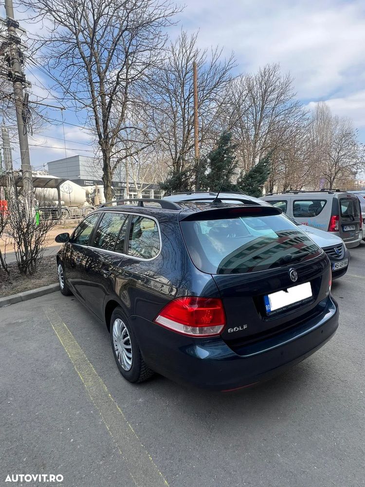 Volkswagen Golf 1.9 TDI Trendline DPF DSG - 3