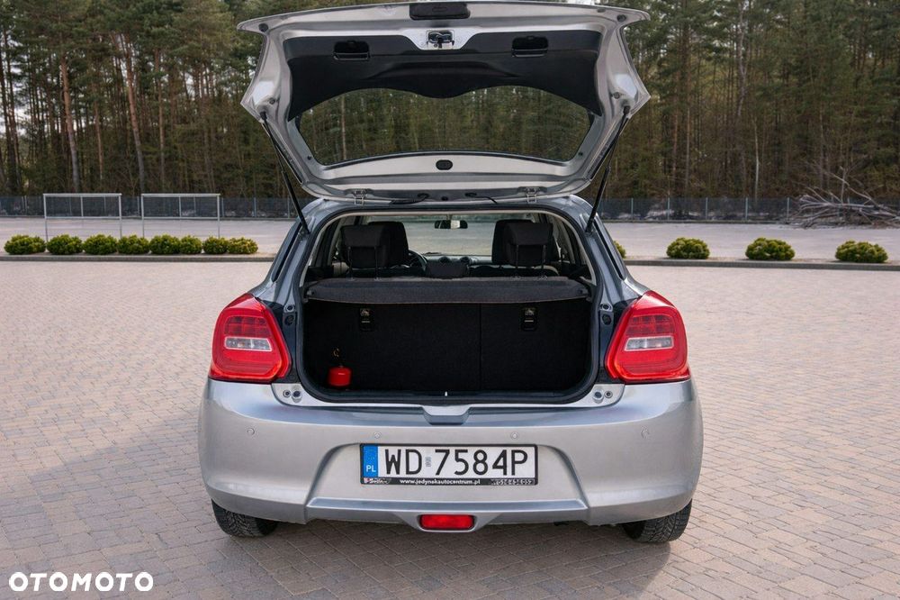 Suzuki Swift - 12