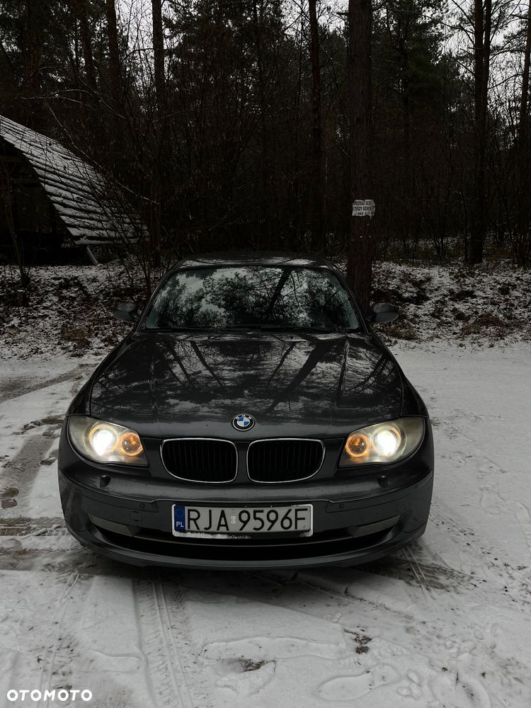 BMW Seria 1 118i - 11