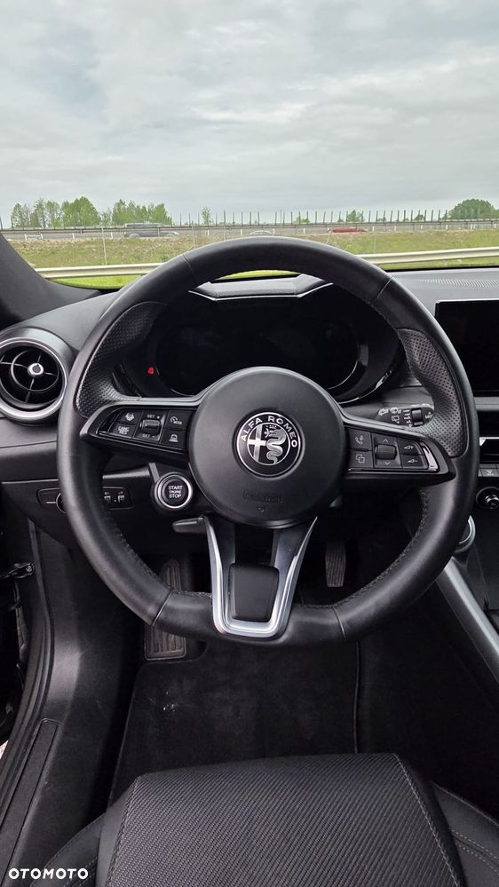 Alfa Romeo Tonale 1.5 T4 GSE mHEV Sprint DCT - 11