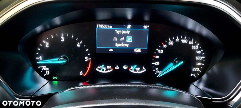 Ford Focus 1.5 TDCi Titanium - 38