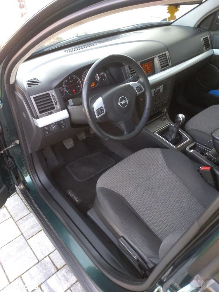 Opel Vectra 1.9 CDTI - 11