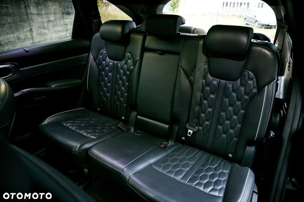 Kia Sorento - 10