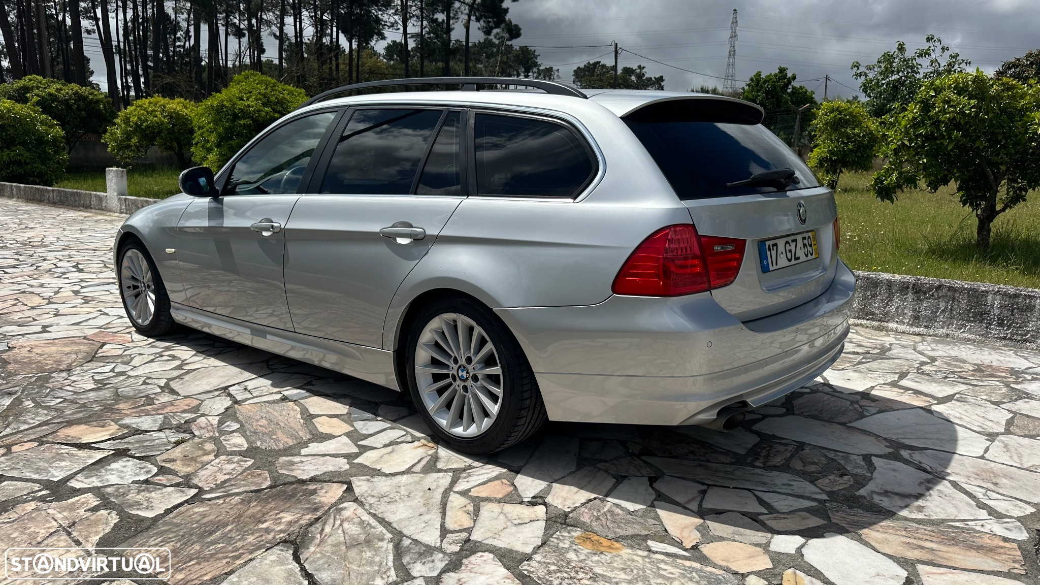 BMW 318 d Touring Auto - 4