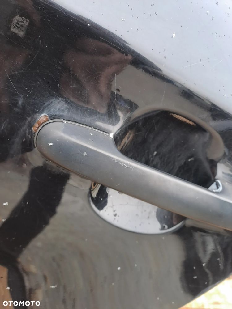 Hyundai I20 drzwi kompletne kod lakieru FR czarne - 21