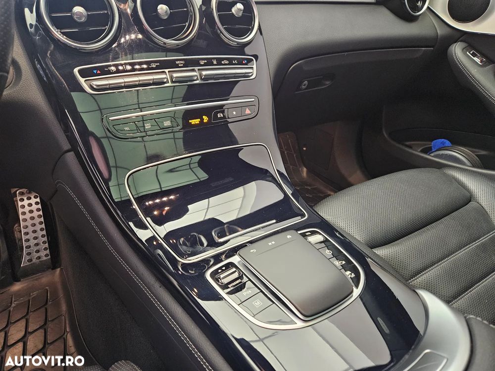 Mercedes-Benz GLC - 19