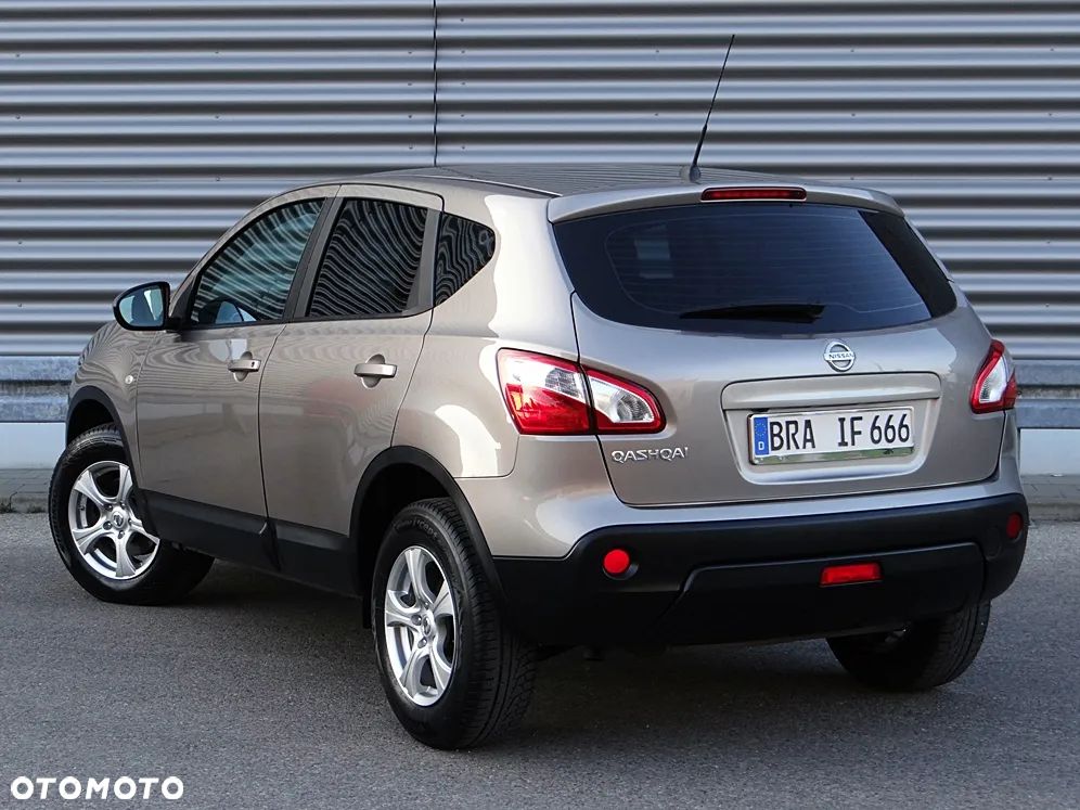 Nissan Qashqai 1.6 visia - 19