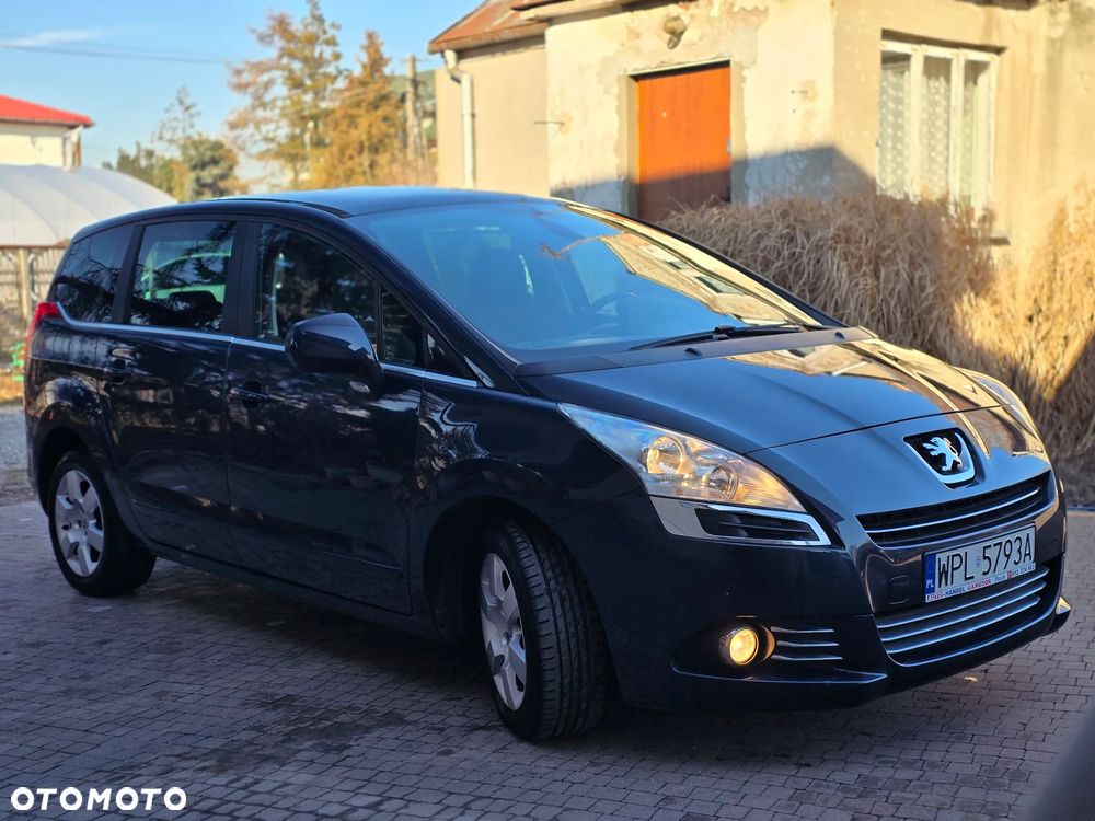 Peugeot 5008 - 12