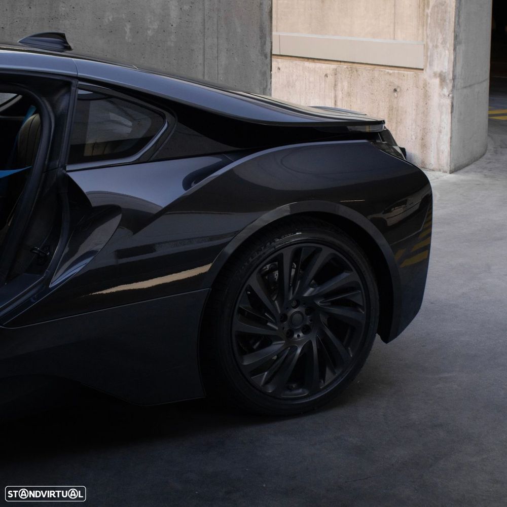 BMW i8 Standard - 12