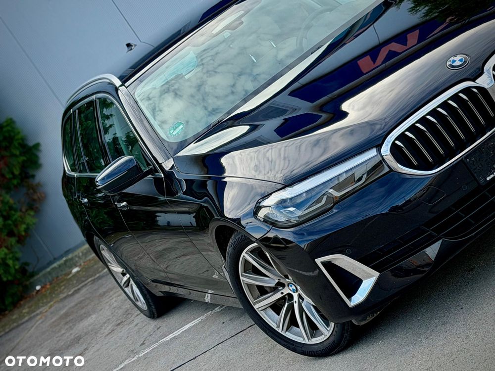 BMW Seria 5 540d xDrive mHEV Luxury Line - 11