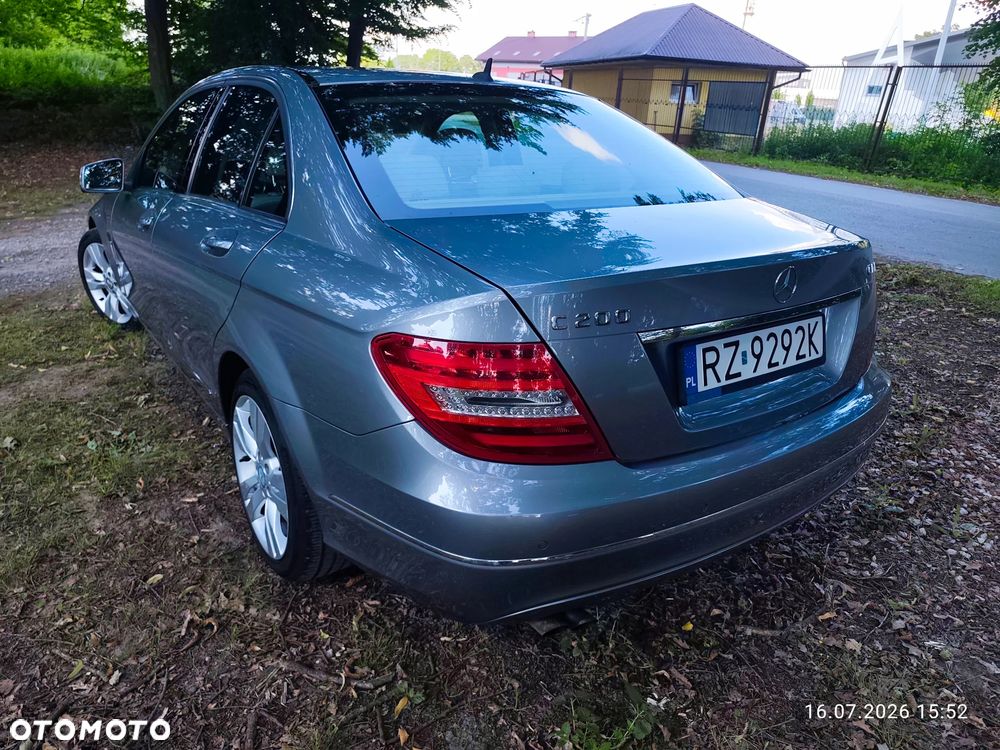 Mercedes-Benz Klasa C 200 CDI BlueEff Avantgarde - 11