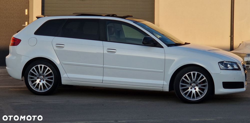 Audi A3 Sportback 1.8 TFSI S line Sportpaket Plus - 4