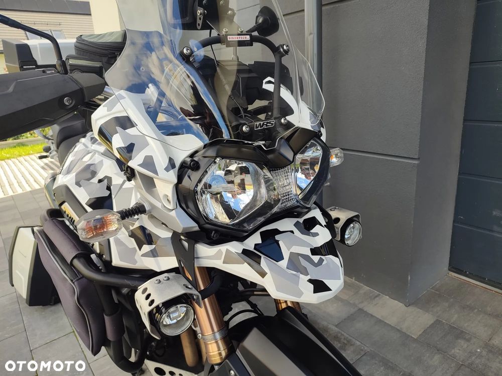 Triumph Tiger - 32
