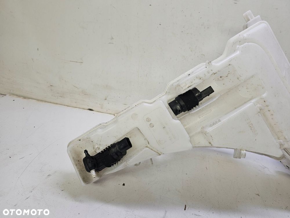ZBIORNIK SPRYSKIWACZY AUDI A6 C8 AVANT 4K0955451E - 2