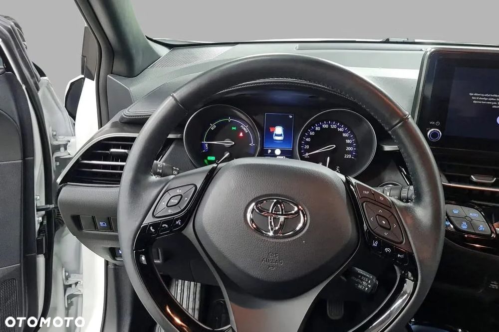 Toyota C-HR Lounge - 12