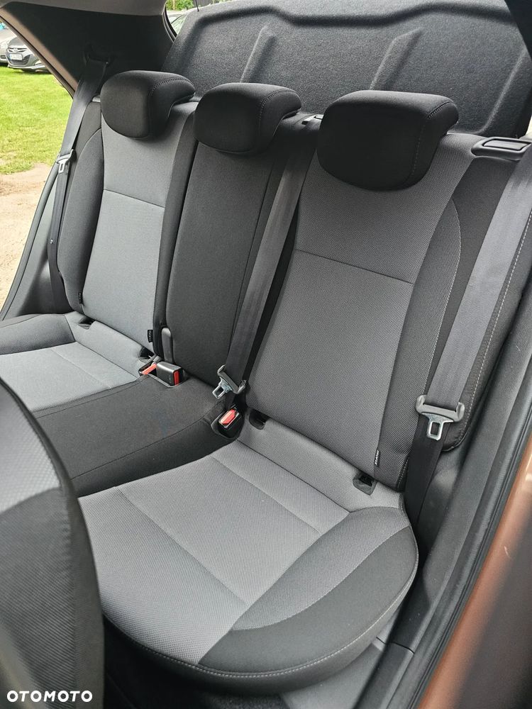 Hyundai i20 1.2 Fresh - 20