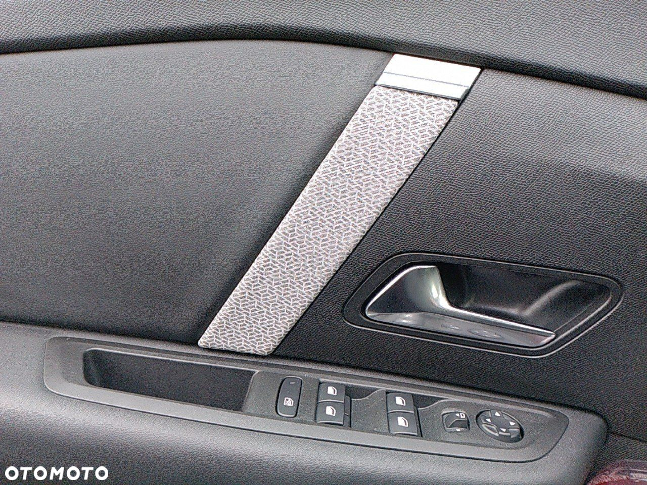 Citroën C4X - 12