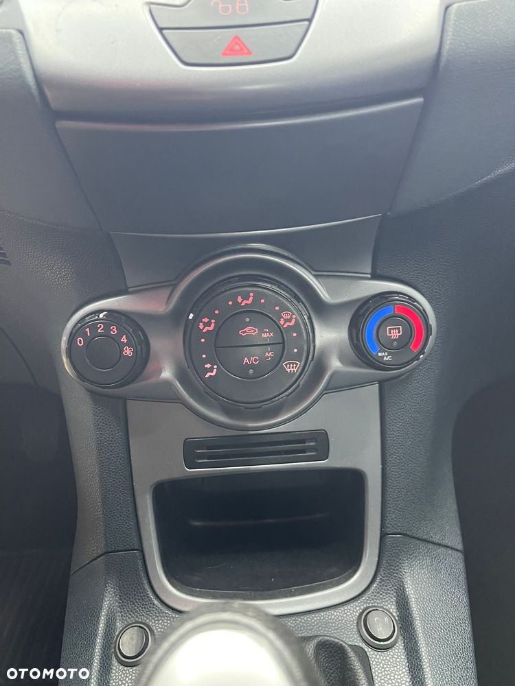 Ford Fiesta 1.4 Gold X - 31