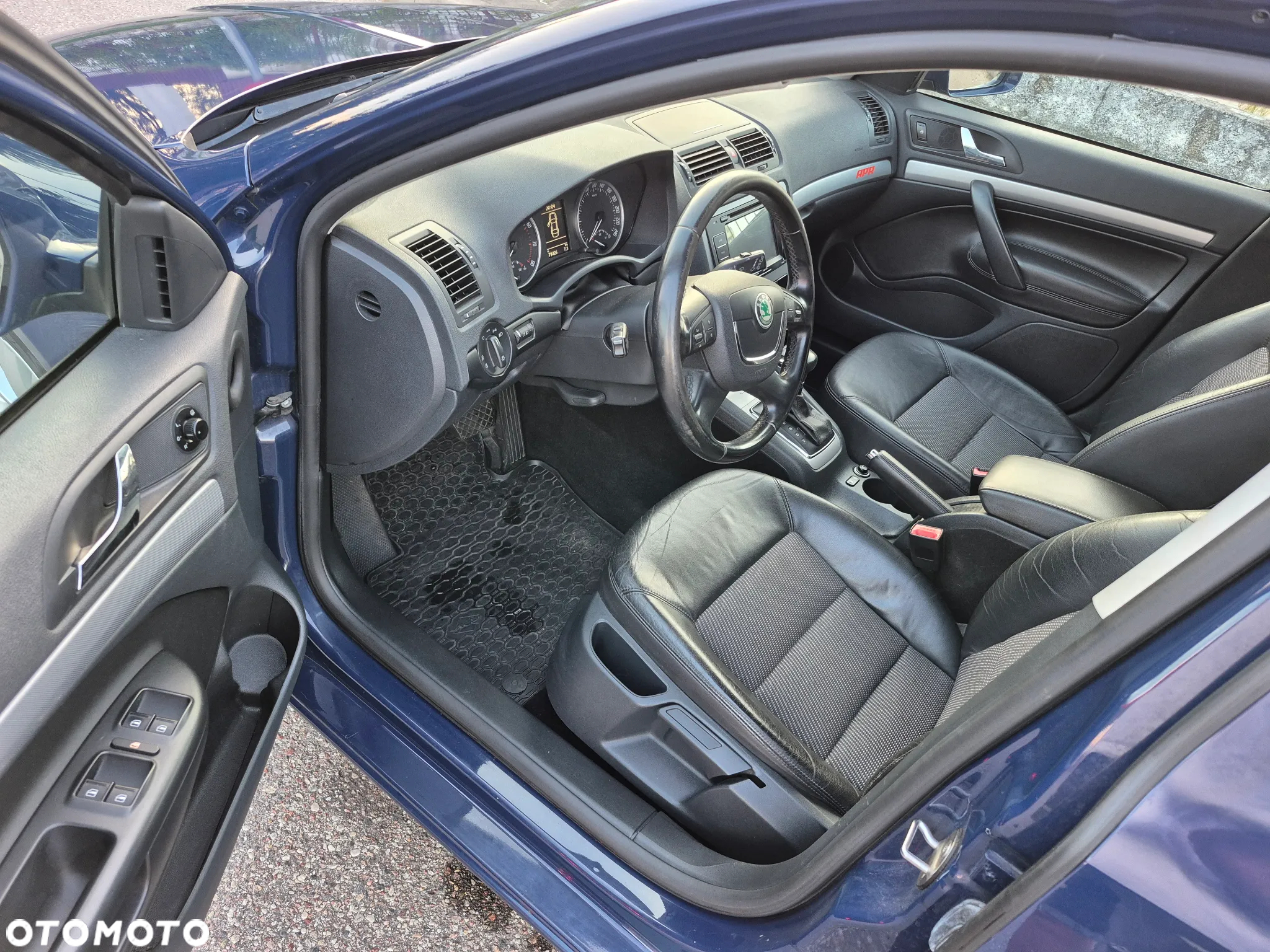Skoda Octavia 1.8 TSI Ambiente DSG - 8