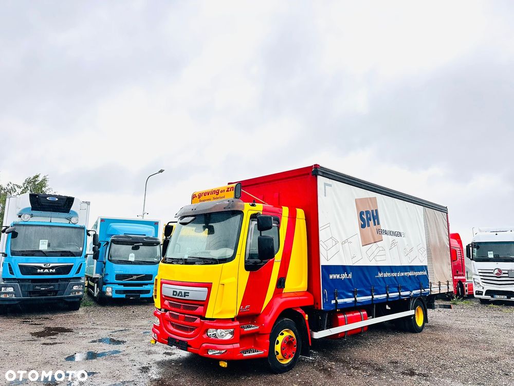 DAF LF 220 / KABINA SYPIALNA / WINDA - 1