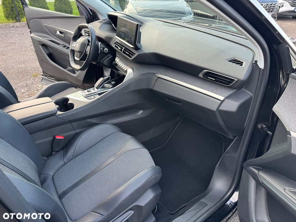 Peugeot 3008 1.5 BlueHDi Allure S&S EAT8 - 11
