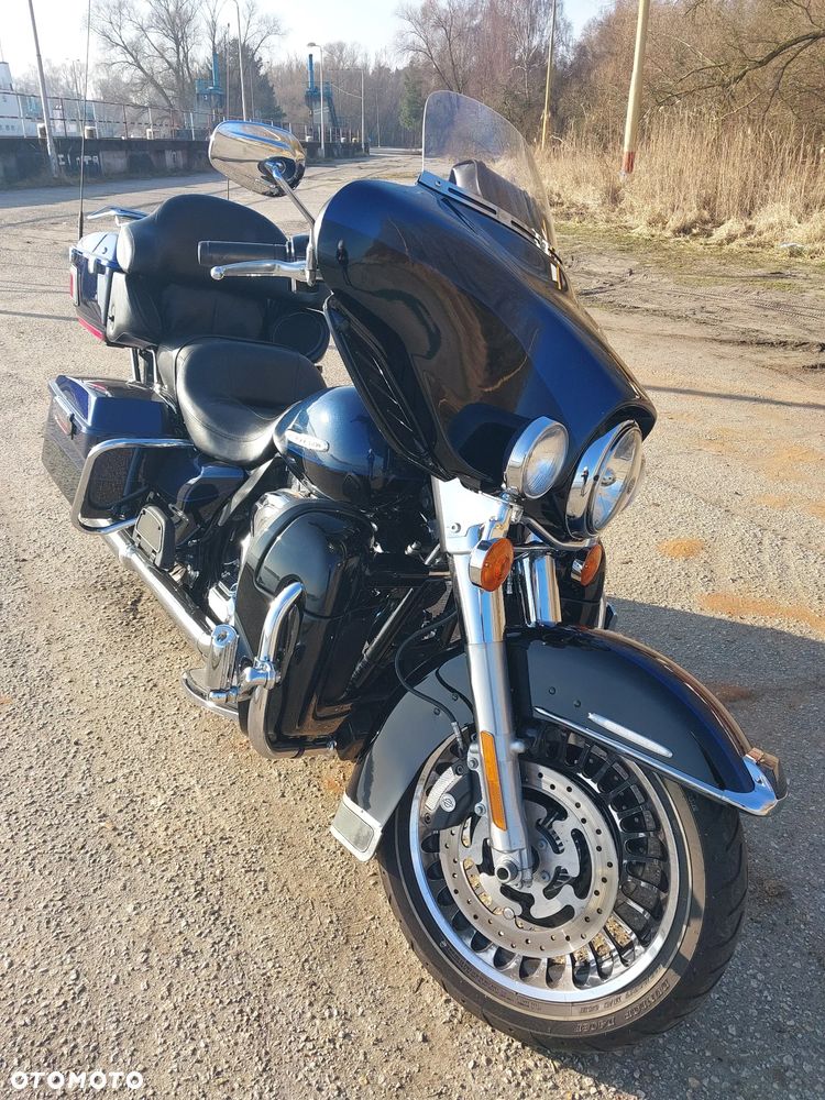 Harley-Davidson FLHT Electra Glide Standard - 5