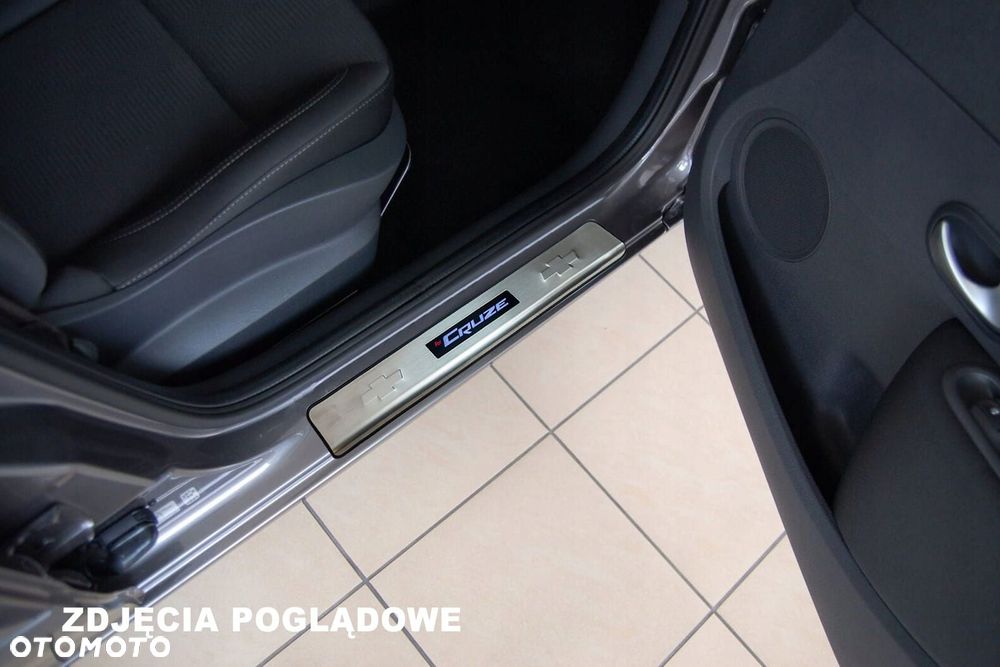 listwy progowe led chevrolet cruze i 2008-2016 - 2