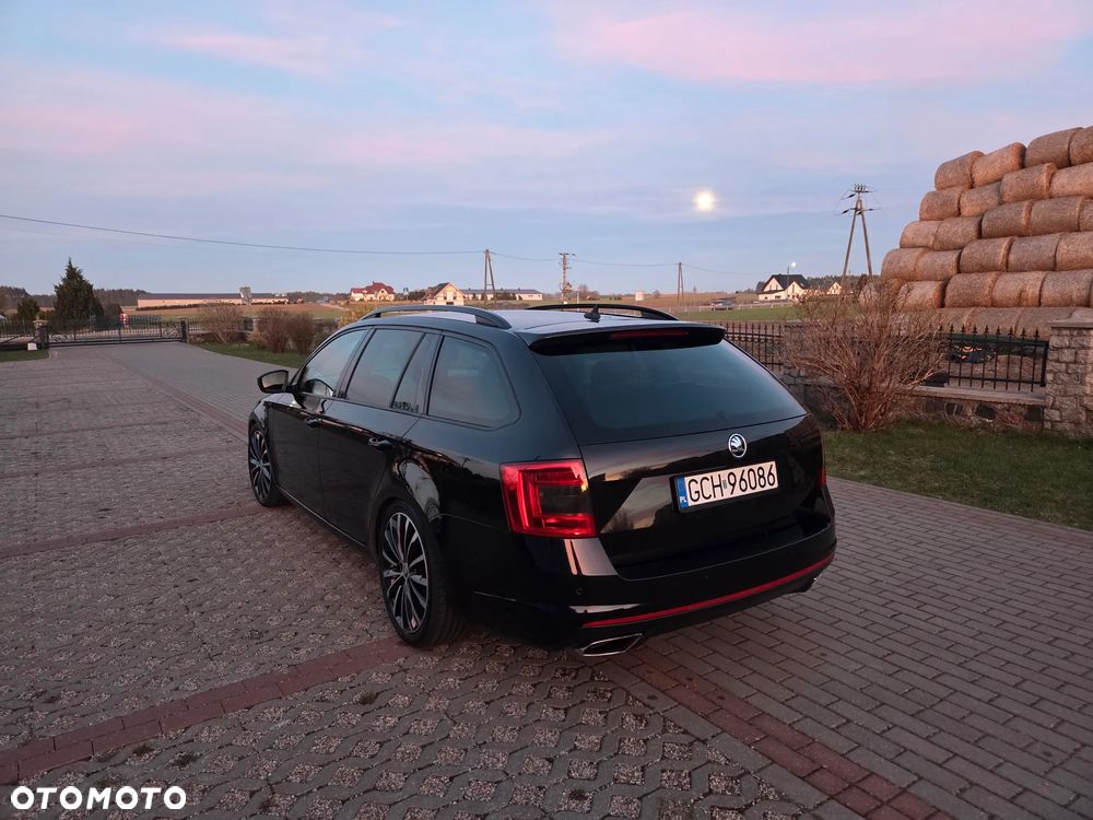 Skoda Octavia 2.0 TDI RS DSG - 4