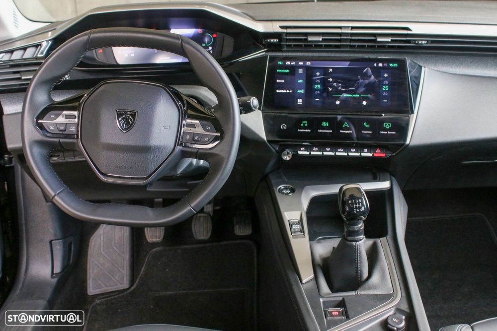 Peugeot 308 1.2 PureTech Allure - 18