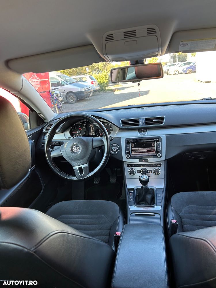 Volkswagen Passat 2.0 TDI BlueMotion Tehnology 4Motion Comfortline - 10