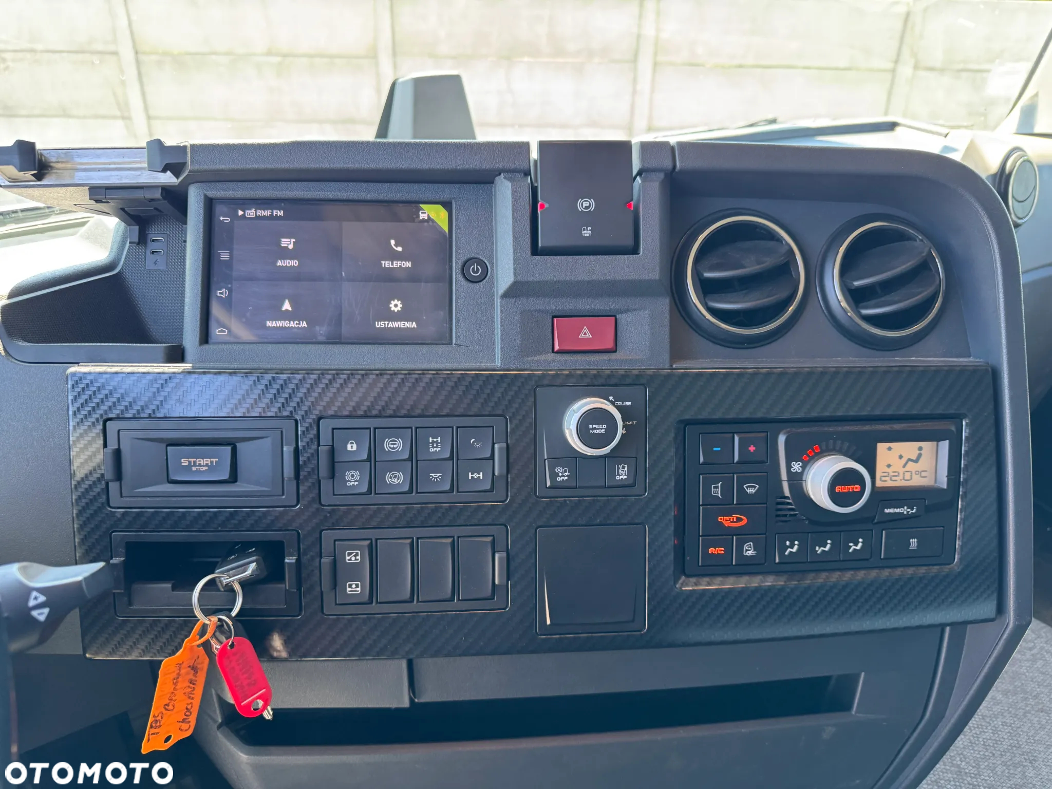 Renault T480 standard niski przebieg - 27