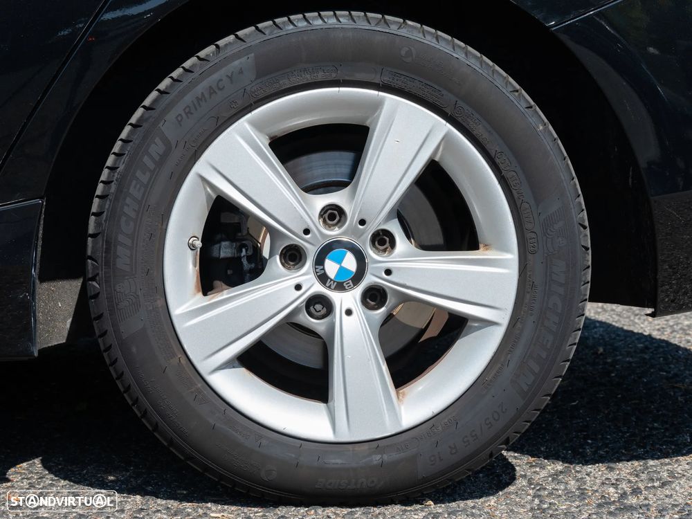 BMW 116 d Advantage Auto - 23