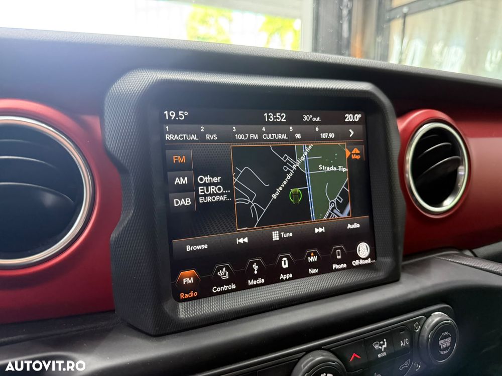 Jeep Wrangler 2.0 Turbo AT8 Rubicon - 13