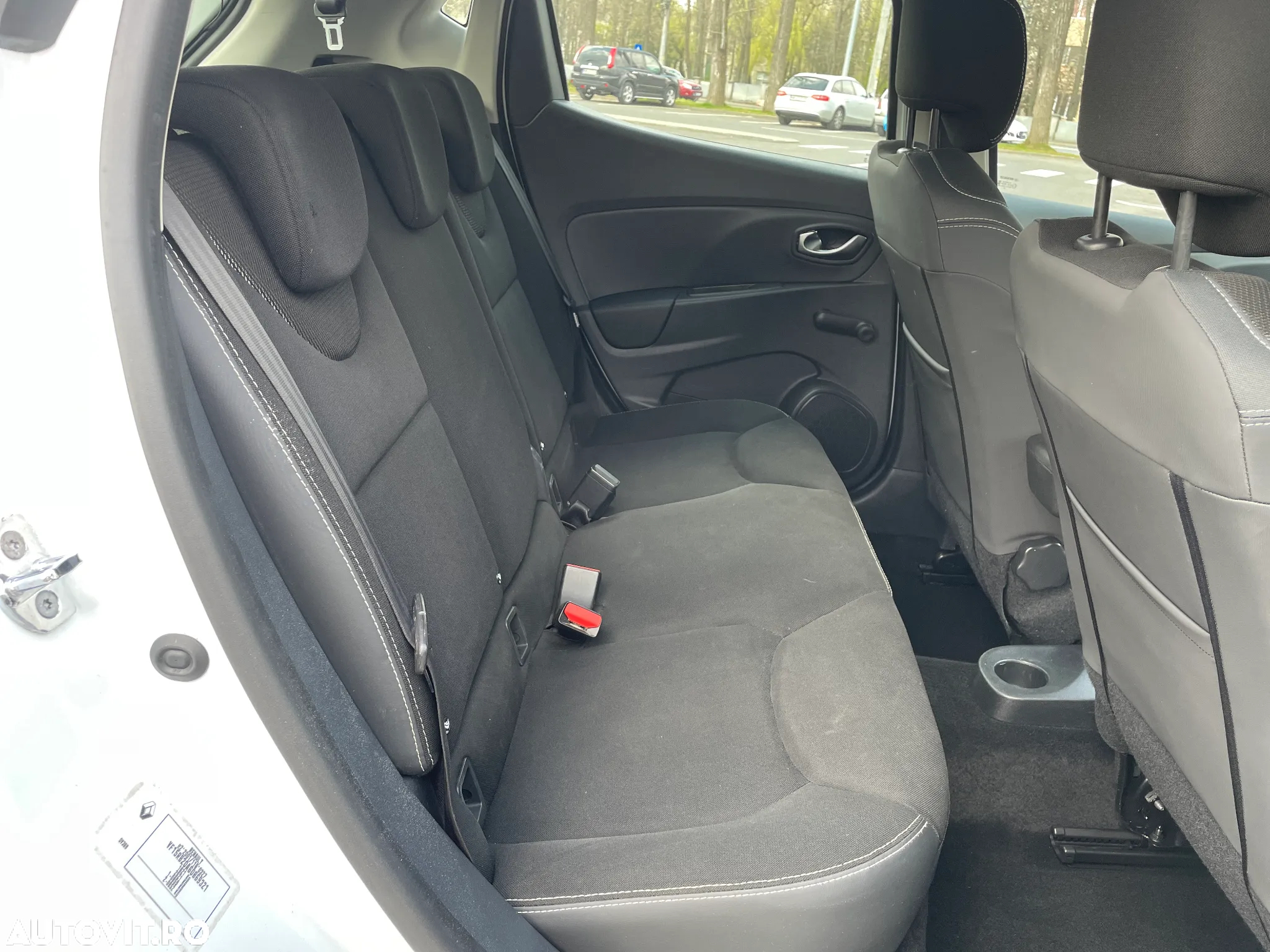 Renault Clio (Energy) TCe 90 Start & Stop LIMITED - 6